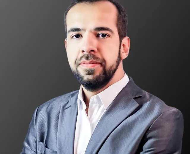Dr. ​Leonardo Queiroz